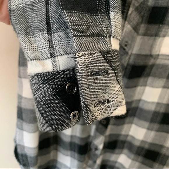 Athleta Plaid Long Sleeve Button Down Flannel Top size XS - Picture 6 of 6